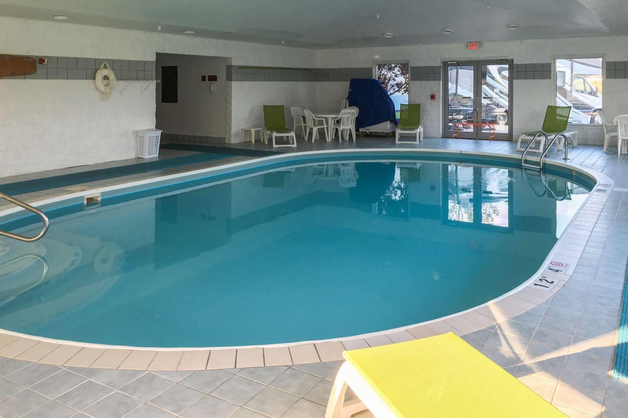 Bluffton Inn & Suites Dış mekan fotoğraf
